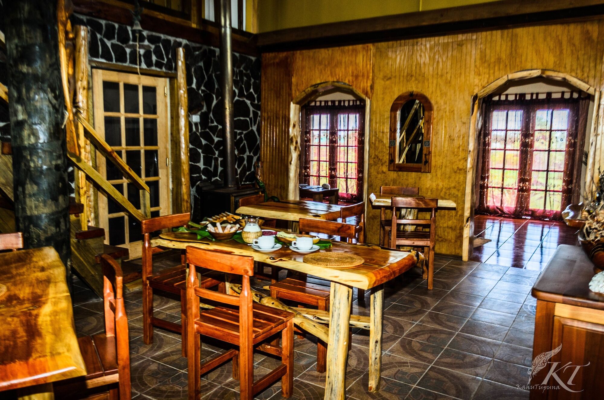 Hotel Uka Mana ハンガ・ロア エクステリア 写真